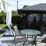 Am Lux House *