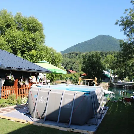 Am Lux House Villa Bihac