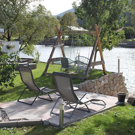 Am Lux House Villa