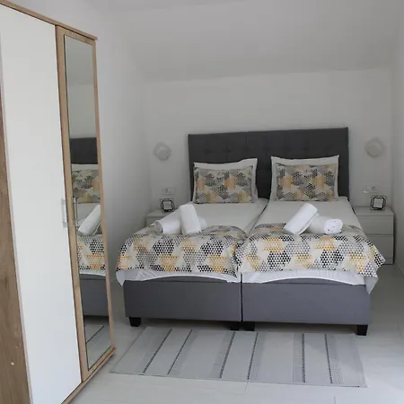 Am Lux House Bihac
