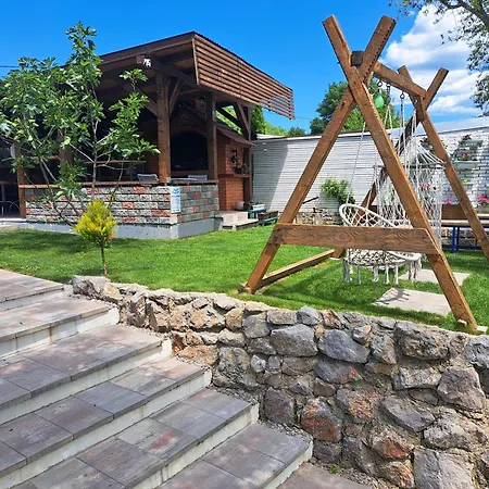 Am Lux House *