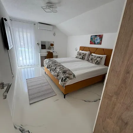 Am Lux House Villa *