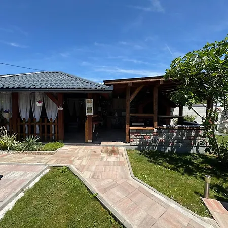 Am Lux House Villa
